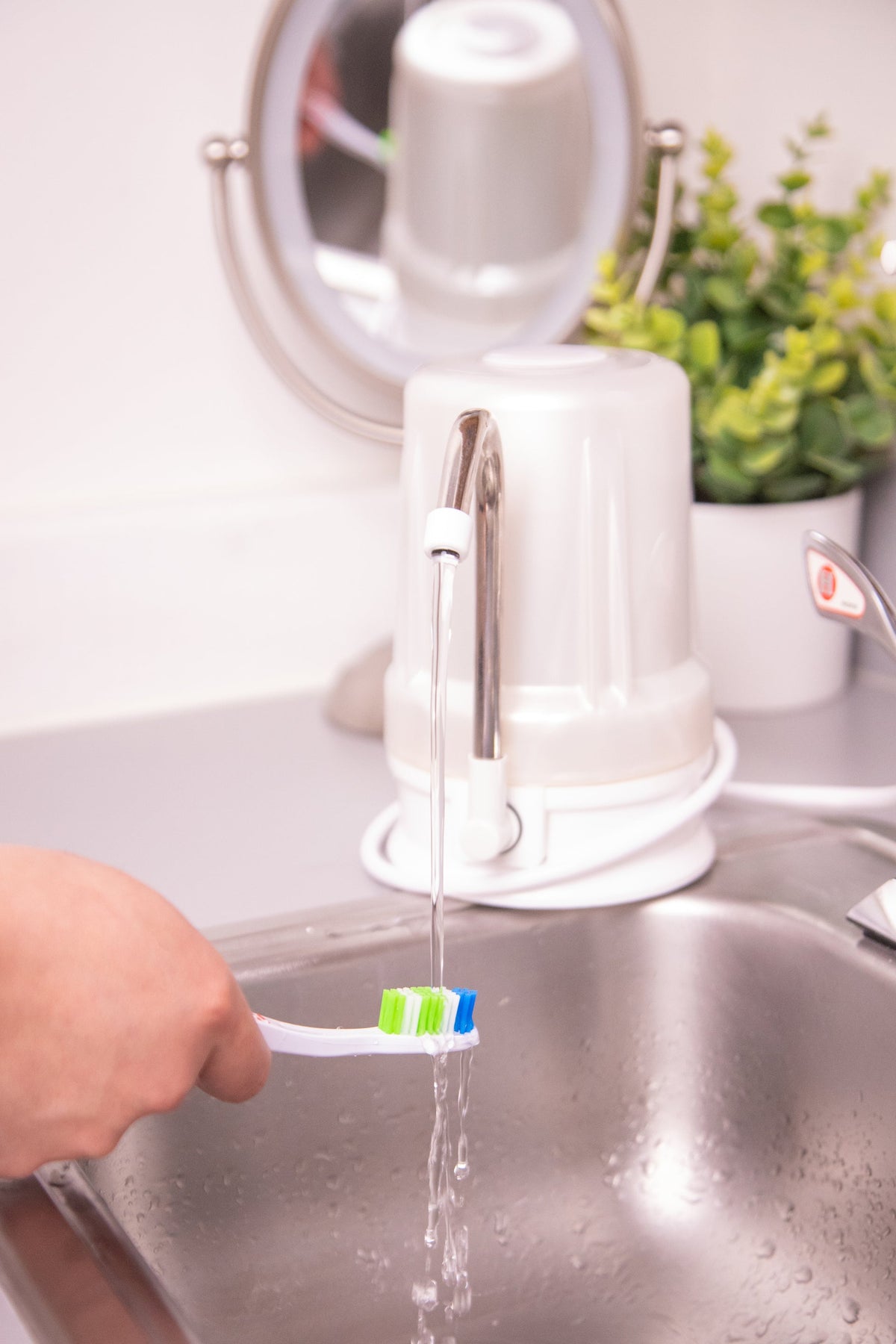 Alka Beauty Countertop Vanity Water System detail image